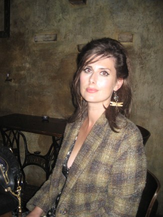 Kraków bar with Singer sewing machine as table, 2007 